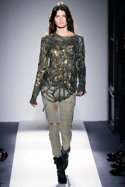 Look 12